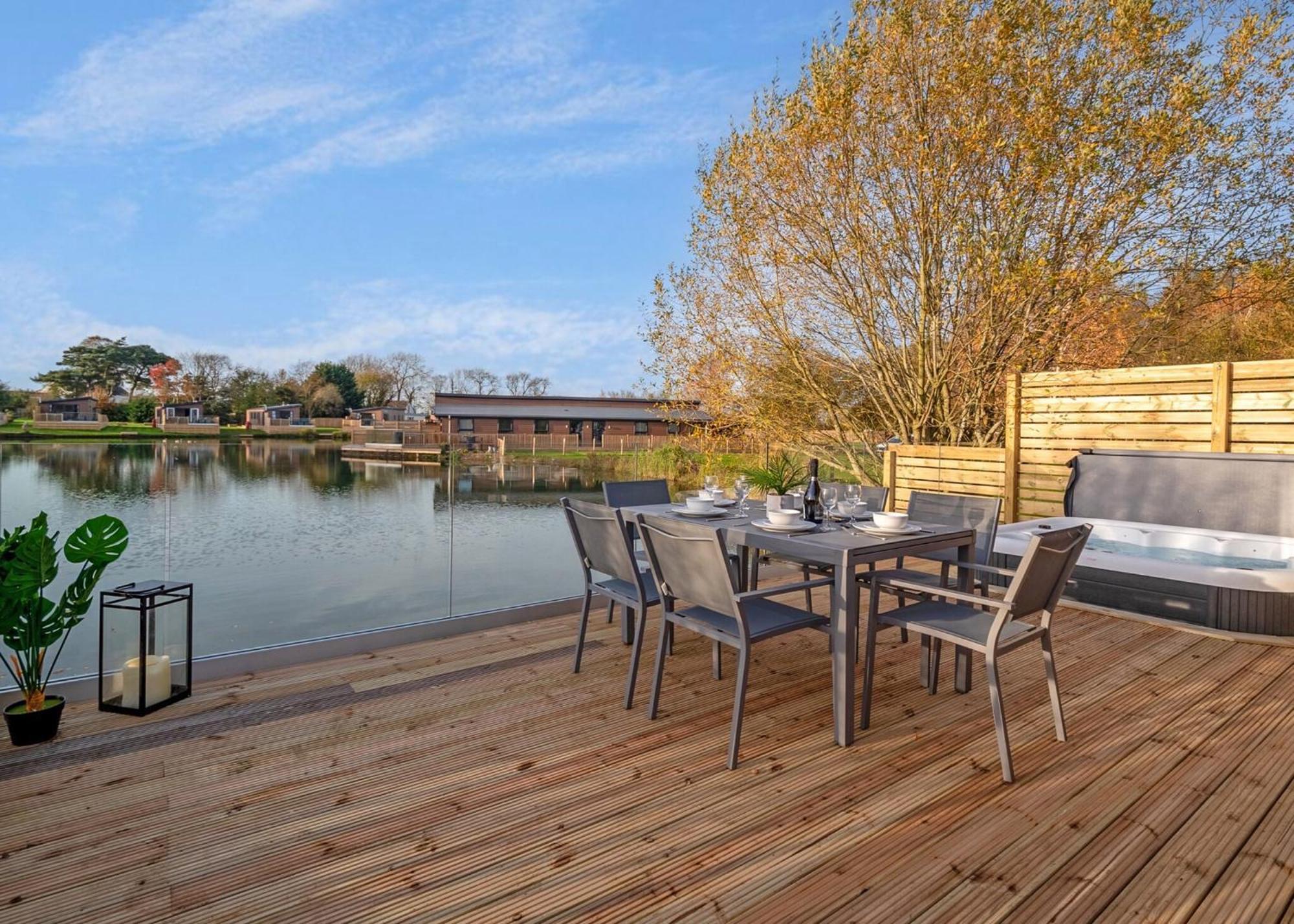 Noahs Retreat Hotel Laceby ภายนอก รูปภาพ